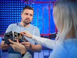 Odborný časopis Flying Revue píše o certifikaci EASA, kterou MESIT získal v loňském roce