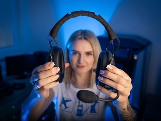 MESIT M20A headset: uncompromising communication thanks to active noise reduction