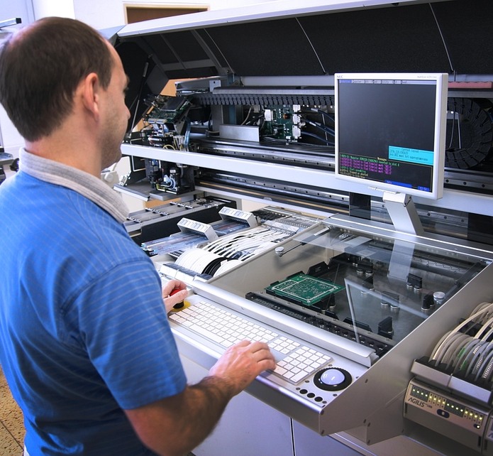 Montáž elektroniky