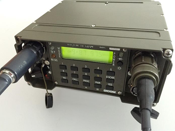 DICOM®RF13 transceiver